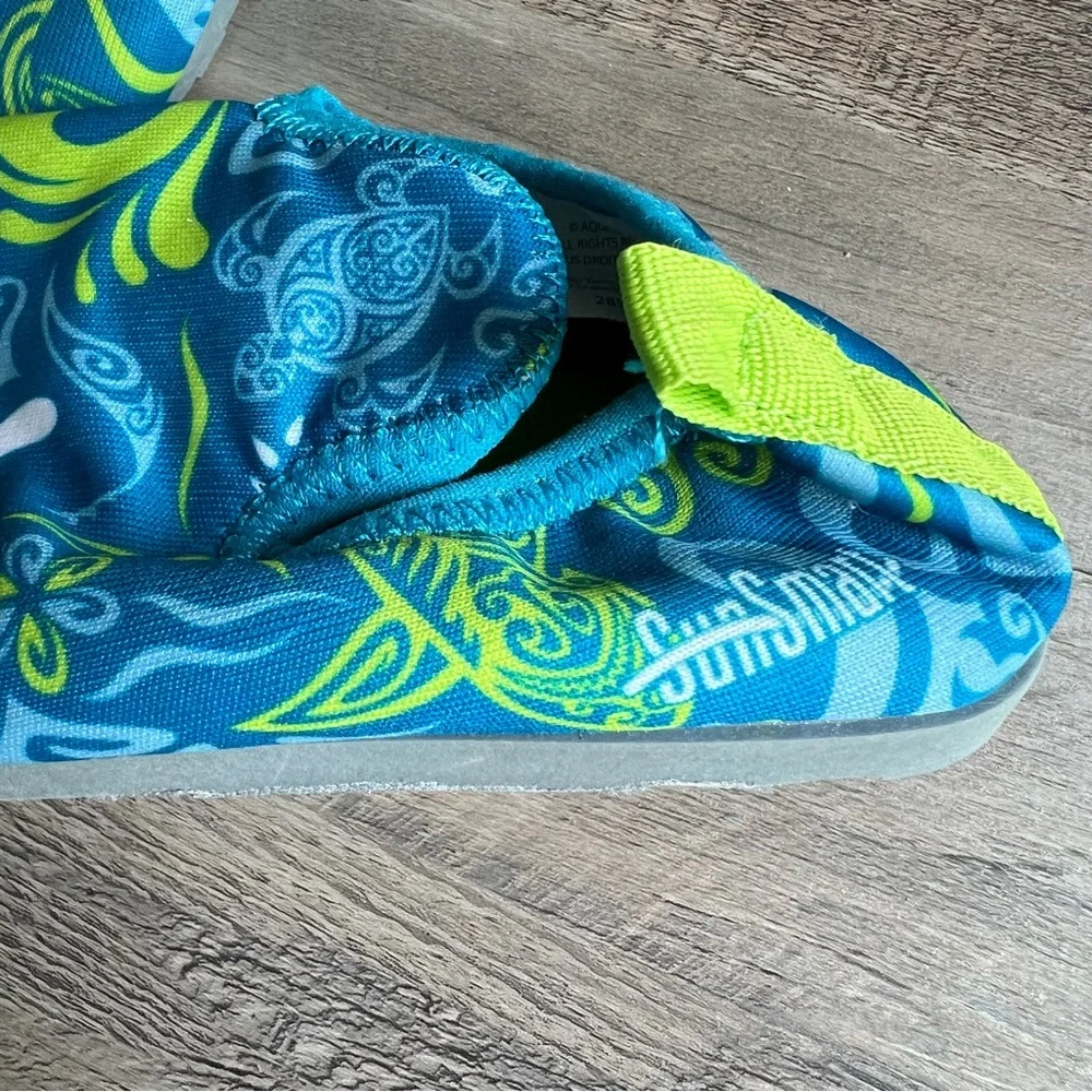Aqua water shoes
